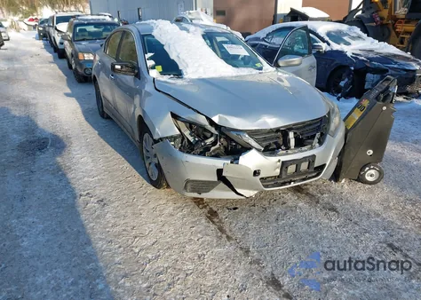 2016 Nissan Altima 2.5 S z USA, uszkodzony, nr VIN 1N4AL3AP5GC125843